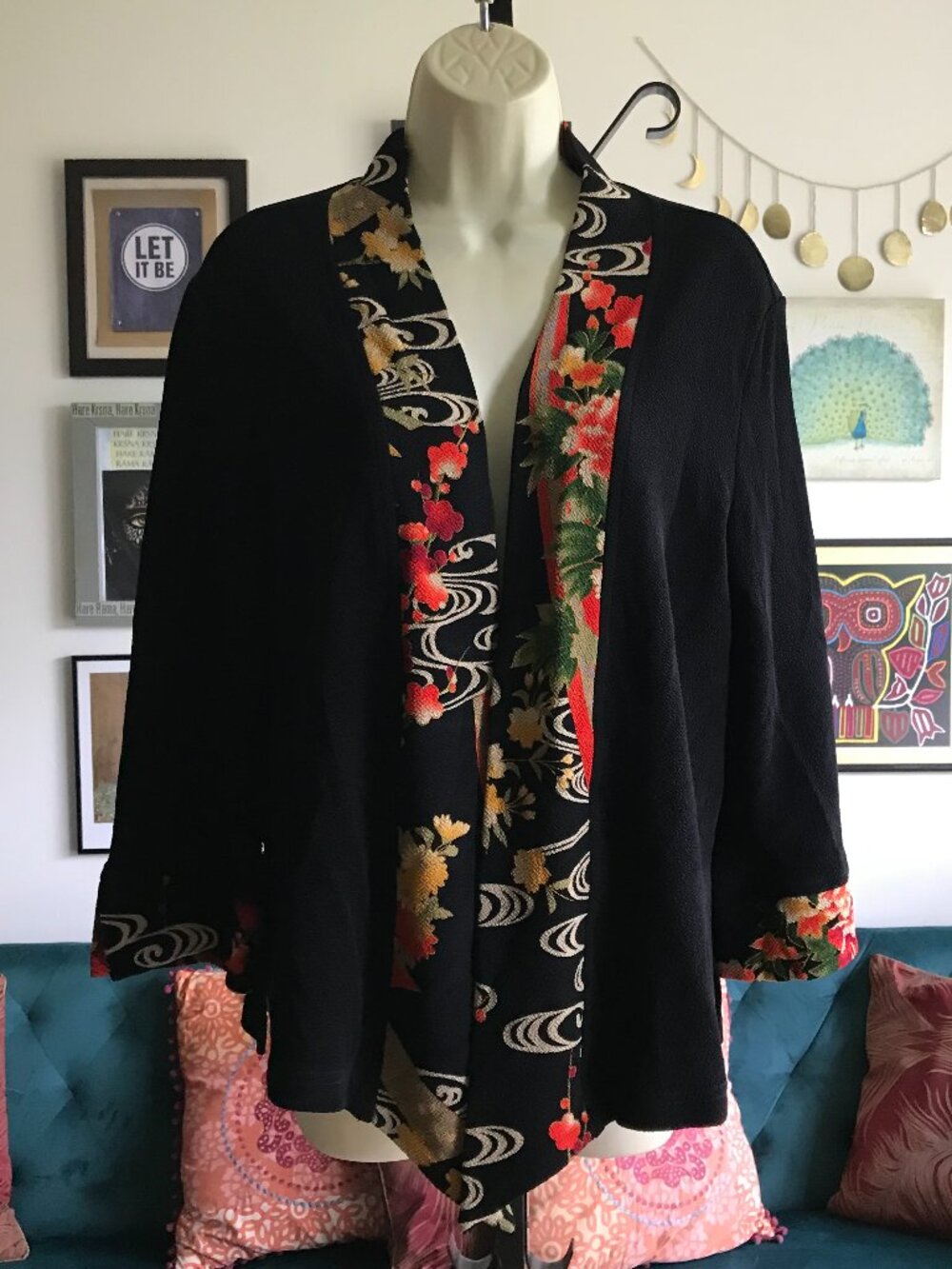 SOFT SURROUNDINGS size M Black Asian Floral Accent Open Kimono Jacket Artsy